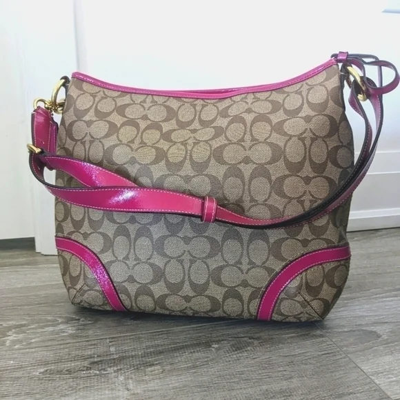 COACH Monogram Bag - Picture 9 of 10